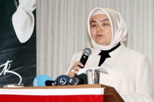 Bakan G&uuml;rcan: Hizmet kalitemizi artırarak &uuml;retmeye devam edeceğiz