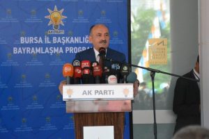M&uuml;ezzinoğlu: "Ter&ouml;ristler ambulans şof&ouml;r&uuml;n&uuml; ka&ccedil;ırıp şehit etti"