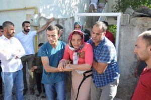 Şehit uzman &ccedil;avuşun baba evine ateş d&uuml;şt&uuml;