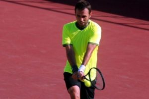 Marsel İlhan İzmir'de elendi