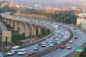 9 g&uuml;nl&uuml;k bayram tatilinde erken d&ouml;n&uuml;ş başladı