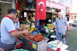 Kurban etleri yine sucuk oldu