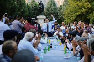 Bağımsız aday Kayalar'a Yozgat'ta b&uuml;y&uuml;k ilgi