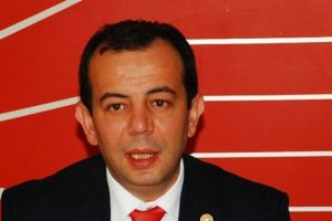 CHP'li vekilden AK Partili başkana &ouml;vg&uuml;