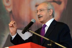 Kılı&ccedil;daroğlu, Stuttgart'ta partililerle bir araya geldi