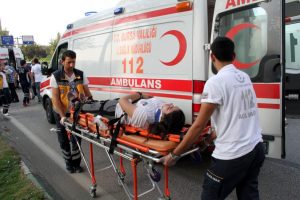 Bursa'da piknik yolunda zincirleme kaza: 3 yaralı