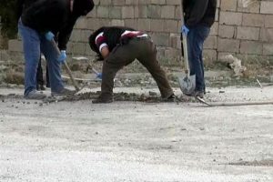 Van'da okul yolunda bomba bulundu