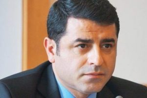Demirtaş'tan CHP'ye koalisyon sinyali