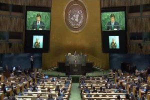 Davutoğlu: Ortadoğu'da &ccedil;ok ciddi bir insani kriz ile karşı karşıyayız