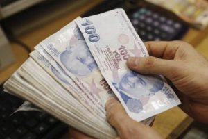 Sahte başkomiser Antalyalı pazarcıyı b&ouml;yle yaktı