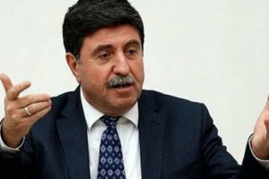 Altan Tan'dan Mustafa Karasu'ya 'Polyanna' yanıtı