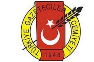"İktidar Tivibu aracılığıyla sans&uuml;rden vazge&ccedil;melidir"