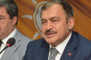 "D&uuml;n gece Kandil'de bir takım inler vuruldu"