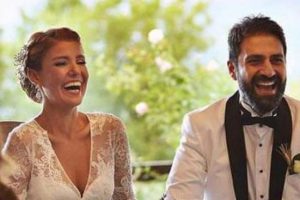 Evliliklerinin birinci yılını kutladılar...