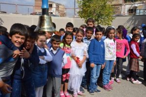 "Bir &ccedil;ok &uuml;lkenin n&uuml;fusundan fazla &ouml;ğrenci nuf&uuml;sumuz var"
