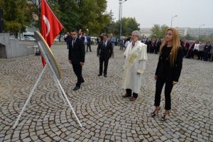 Bursa'da Uludağ &Uuml;niversitesi'nde ilk ders Vali Karaloğlu'ndan