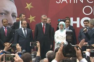 Cumhurbaşkanı mezun olduğu ilkokulda