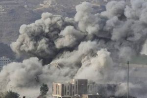 Koalisyon g&uuml;&ccedil;leri yanlışlıkla d&uuml;ğ&uuml;n&uuml; bombaladı: 70 &ouml;l&uuml;