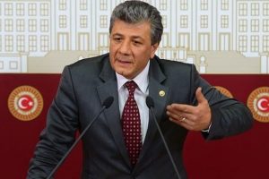 Balbay'dan Binali Yıldırım'a: Efsane geri d&ouml;nmedi, efsane s&ouml;nd&uuml;