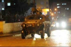 Askeri konvoya saldırı: 4 sivil yaralı