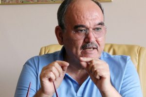 &Ouml;zfatura: "T&uuml;rkiye silah ve patlayıcı deposu haline getirildi"