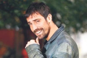 İbrahim &Ccedil;elikkol'a dudak u&ccedil;uklatan &uuml;cret...