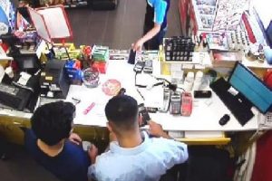 Elektronik kelep&ccedil;eli hırsızlar yine rahat durmadı