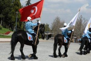 Tescillendi! Muhafız Alayı'nın atları Bursalı...
