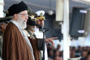 İran lideri Suudi Arabistan'ı uyardı