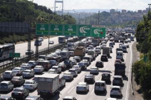 K&ouml;pr&uuml; ve otoyol geliri 590 milyon lirayı aştı