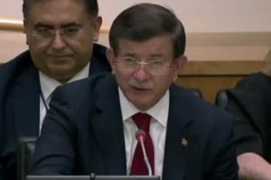BM D&uuml;nya İnsani Zirvesi'nde konuştu
