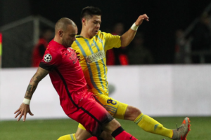 Galatasaray Kazakistan'da kendi kendini yaktı