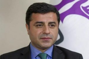 Selahattin Demirtaş: AK Parti, CHP ve MHP'ye sesleniyorum...