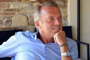 Cem Uzan'dan "Ahmet Hakan" a&ccedil;ıklaması