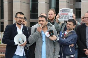 Gazetecilere &Ouml;zg&uuml;rl&uuml;k Platformu saldırıyı kınadı