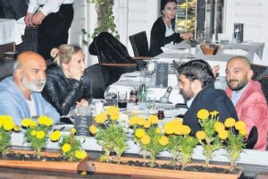 Altan G&ouml;rd&uuml;m'&uuml;n gizemli arkadaşı...