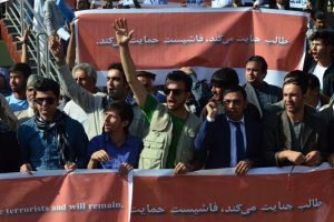 Afganistan'da halk istifa i&ccedil;in y&uuml;r&uuml;d&uuml;