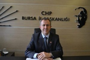 "Siyasi irade, &uuml;niversitelerde bilimsel &uuml;retimi engelliyor!"
