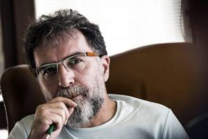 Ahmet Hakan'a saldırı d&uuml;nya basınında
