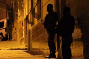 İstanbul'da ter&ouml;r operasyonu: 44 g&ouml;zaltı