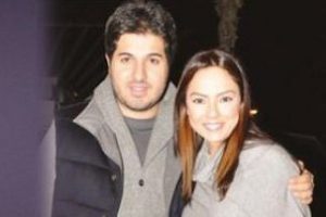Ebru G&uuml;ndeş Reza'ya resti &ccedil;ekti...
