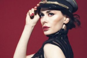 Ayşe Hatun &Ouml;nal 4 şarkı i&ccedil;in 25 bin TL alacak...