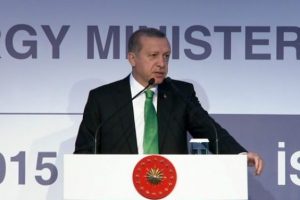 'Ekonomik b&uuml;y&uuml;menin' form&uuml;l&uuml;n&uuml; anlattı