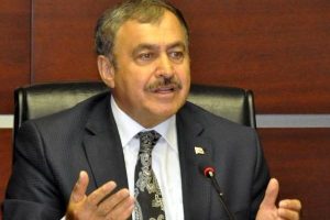 Bakan Eroğlu: Yeşil Yol i&ccedil;in Trabzon'da sadece 13 ağa&ccedil; kesildi