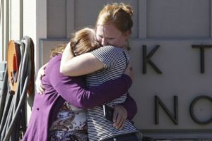 Oregon'da &uuml;niversiteye silahlı saldırı: 9 &ouml;l&uuml;