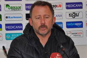 "Teknik direkt&ouml;rl&uuml;k hayatımda b&ouml;yle bir ma&ccedil; oynamadım"