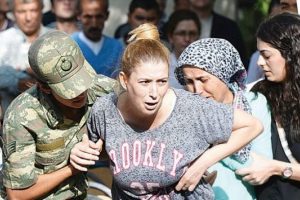 'Kocam şehit oldu, haydi barışın artık'
