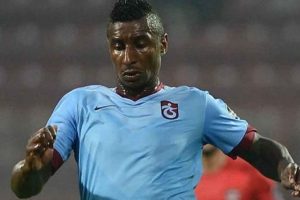 Trabzonsporlu futbolcu g&ouml;zaltına alındı
