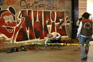 İntihar kurşunuyla 1 &ouml;l&uuml; 1 yaralı