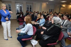 BTSO ile &ccedil;arşı esnafının kurumsal kimliği g&uuml;&ccedil;leniyor